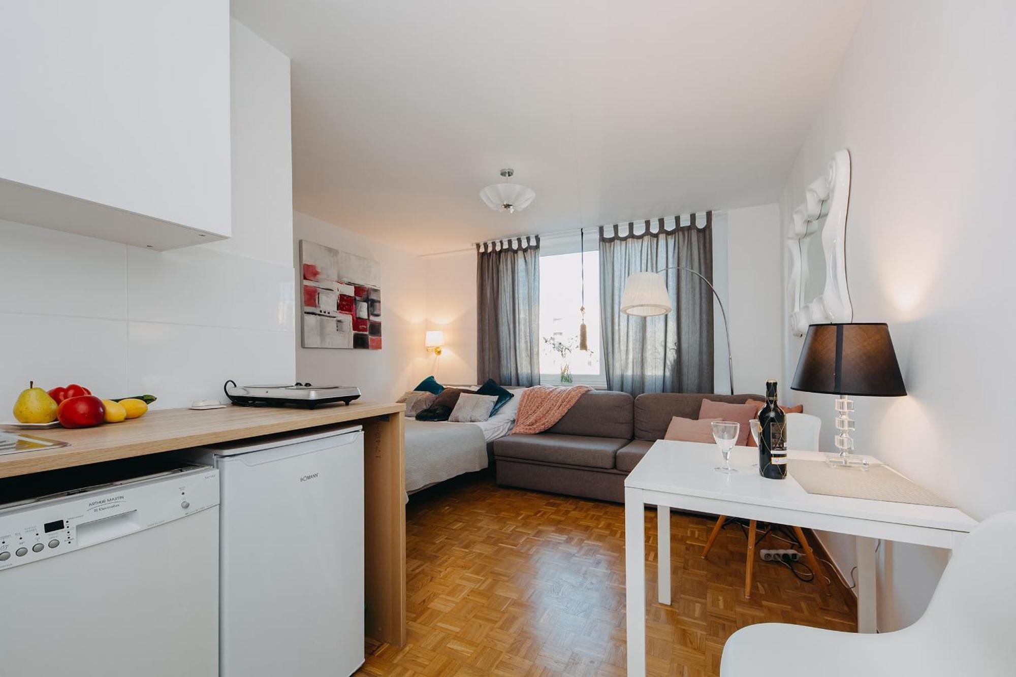 V Ajax Metro Stadion Narodowy Apartment